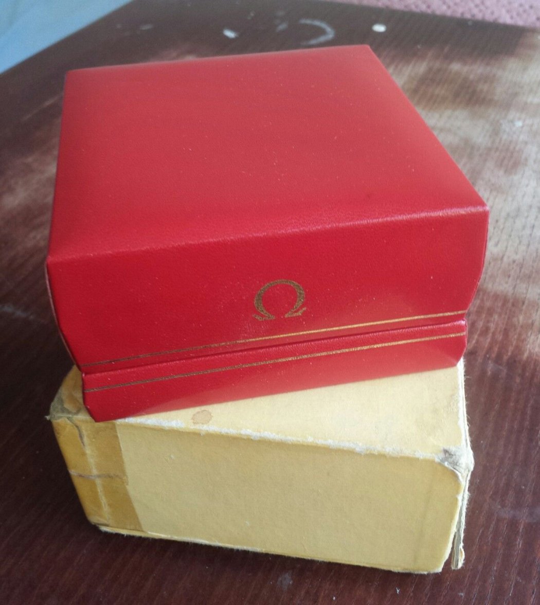 67 Speedmaster box.jpg 67 Speedmaster box.jpg