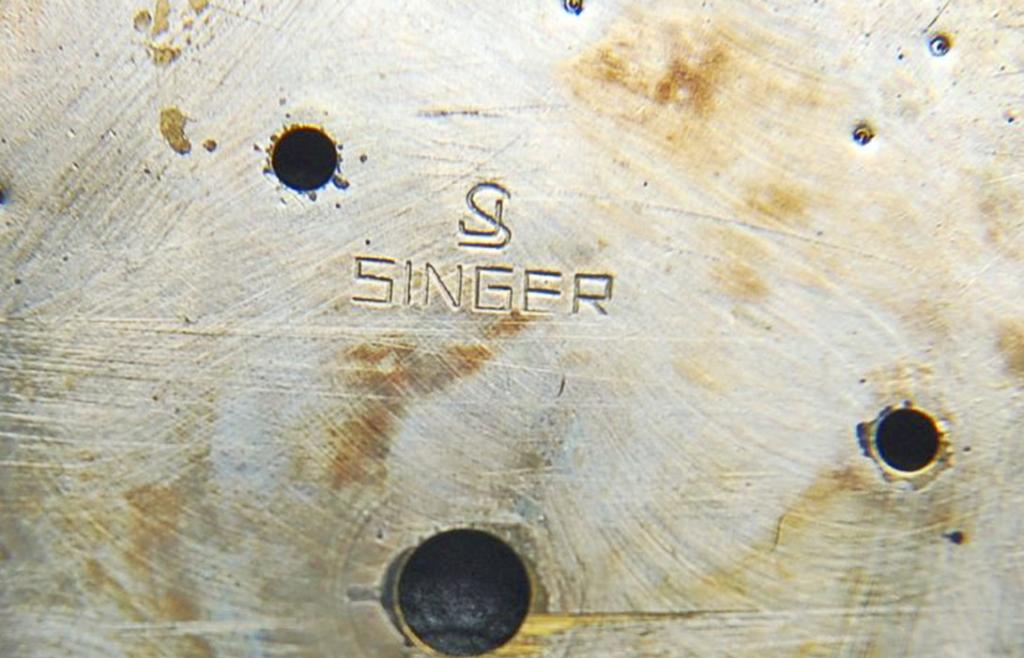 Daytona6262-Dial-Singer-1.JPG
