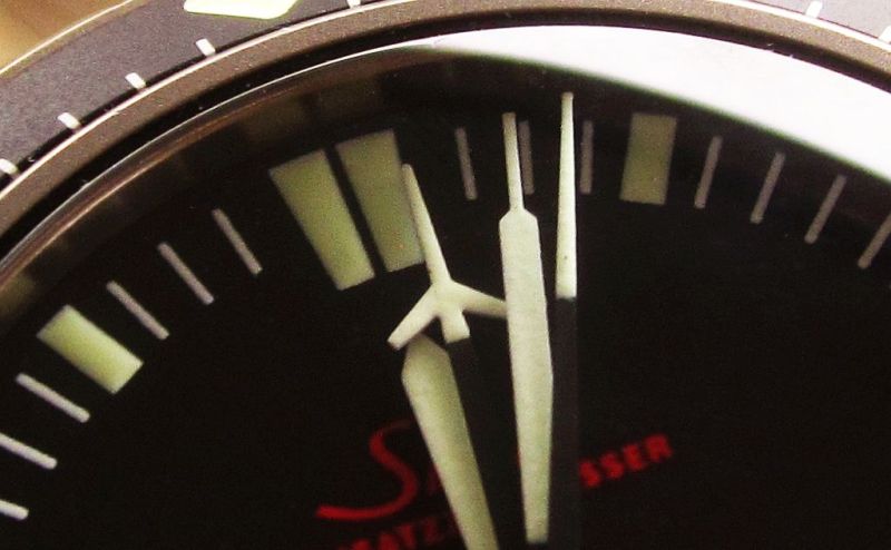 EZM1 hands 2 800 IMG_4972.jpg