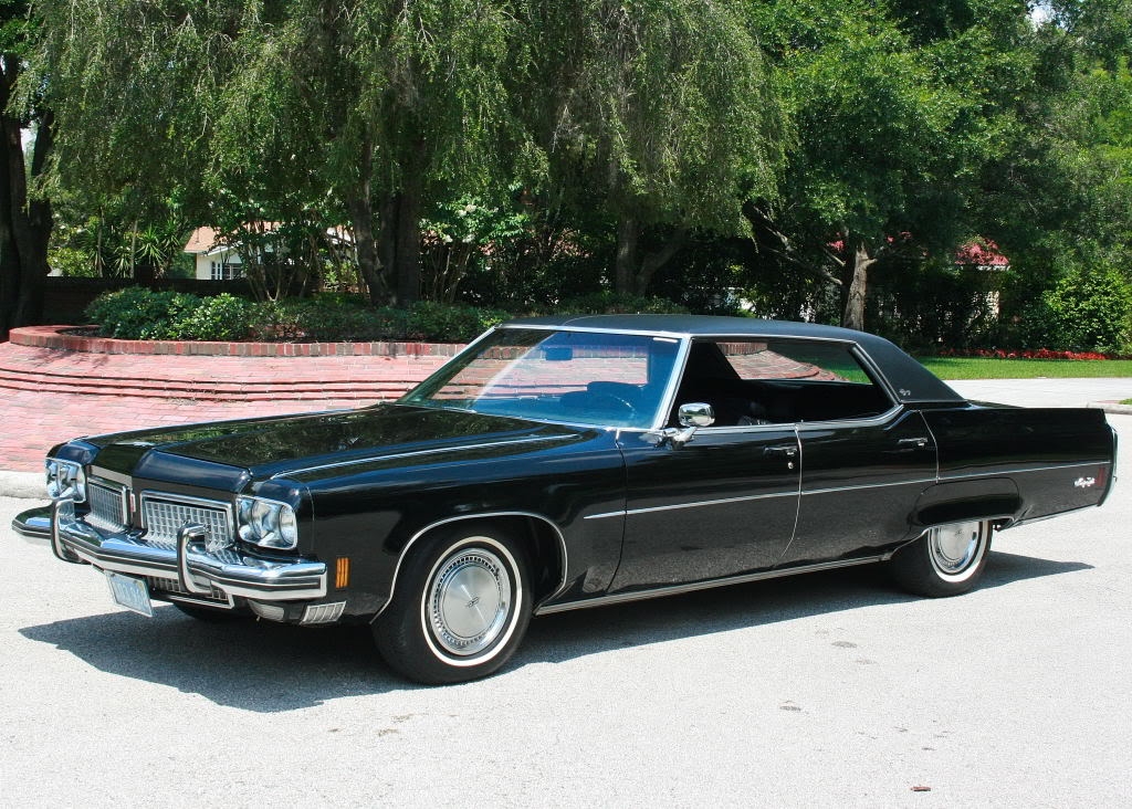 Oldsmobile-Ninety-Eight-Regency-1973-10HAB164817128AA.jpeg