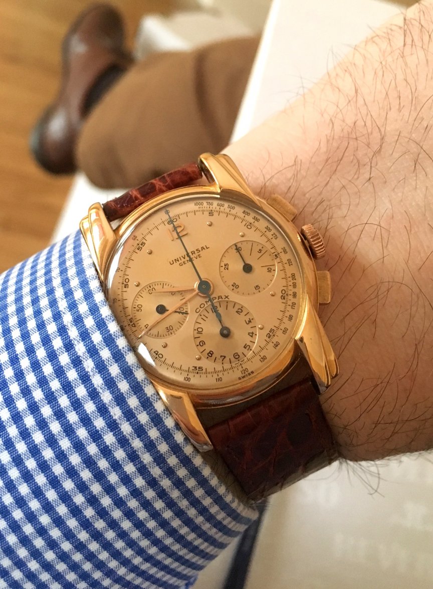 Universal Geneve Compax Knot lugs.JPG