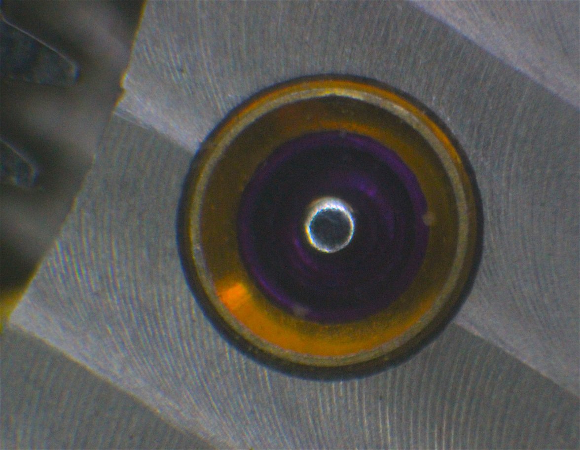 CentreJewel2.JPG CentreJewel2.JPG