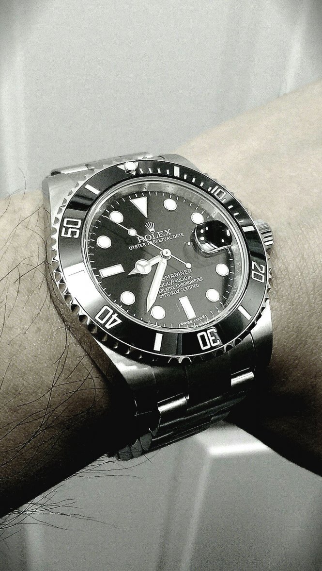 Rolex_Submariner_Date[1].jpg