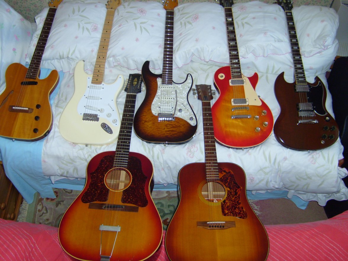 MY GUITARS 1-1.JPG