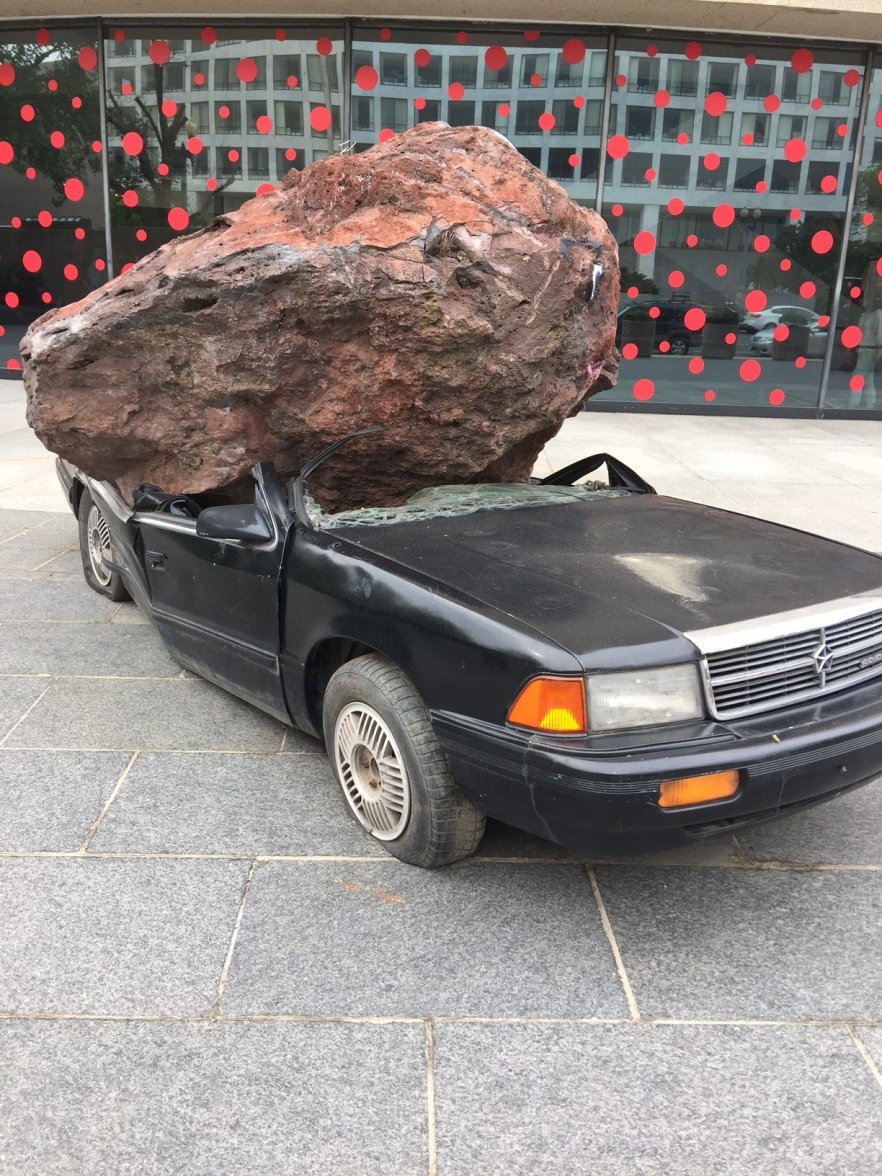 Car at Hirschhorn.jpg