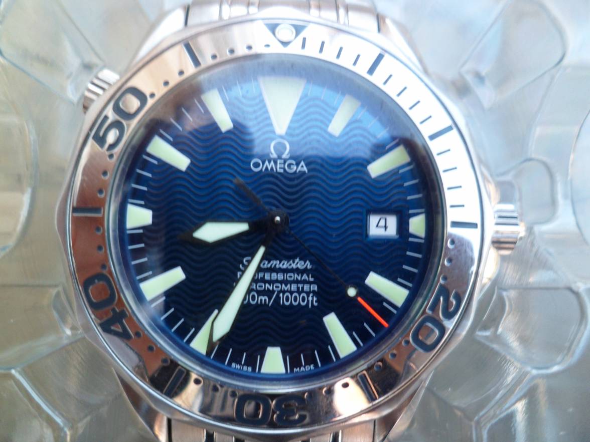 SOLD Near Mint Omega Seamaster Professional 300m Automatic Full Size 2055.80.00 Electric Blue