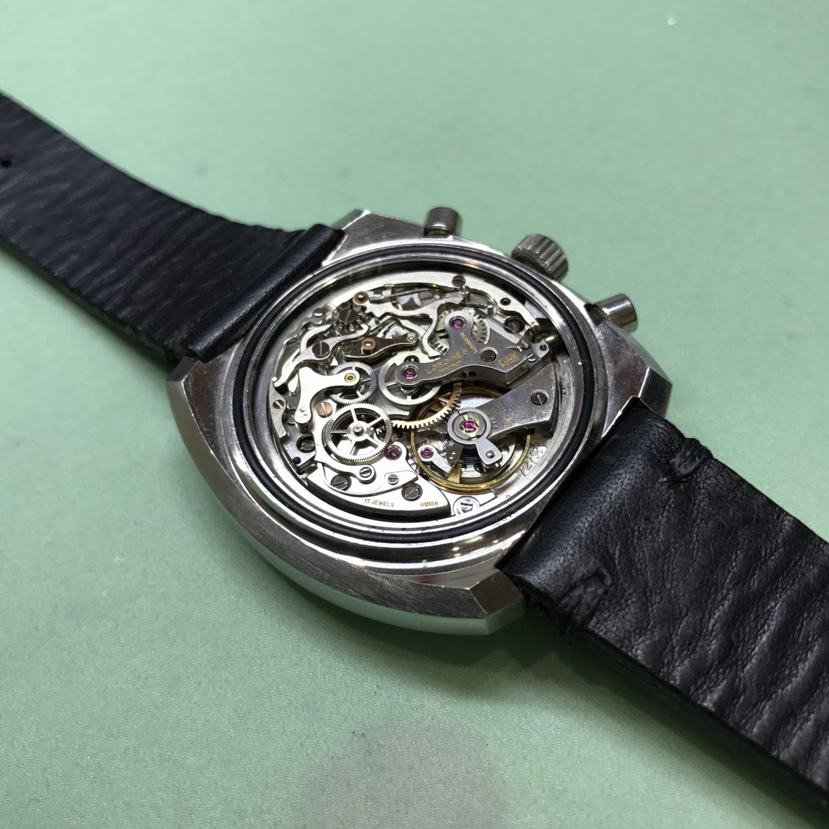 sold-longines-8226-3-chronograph-valjoux-72-totally-original