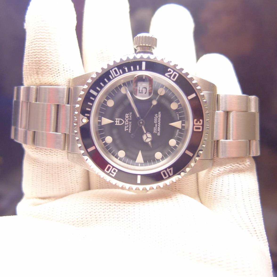 tudor submariner 79190 001.jpg