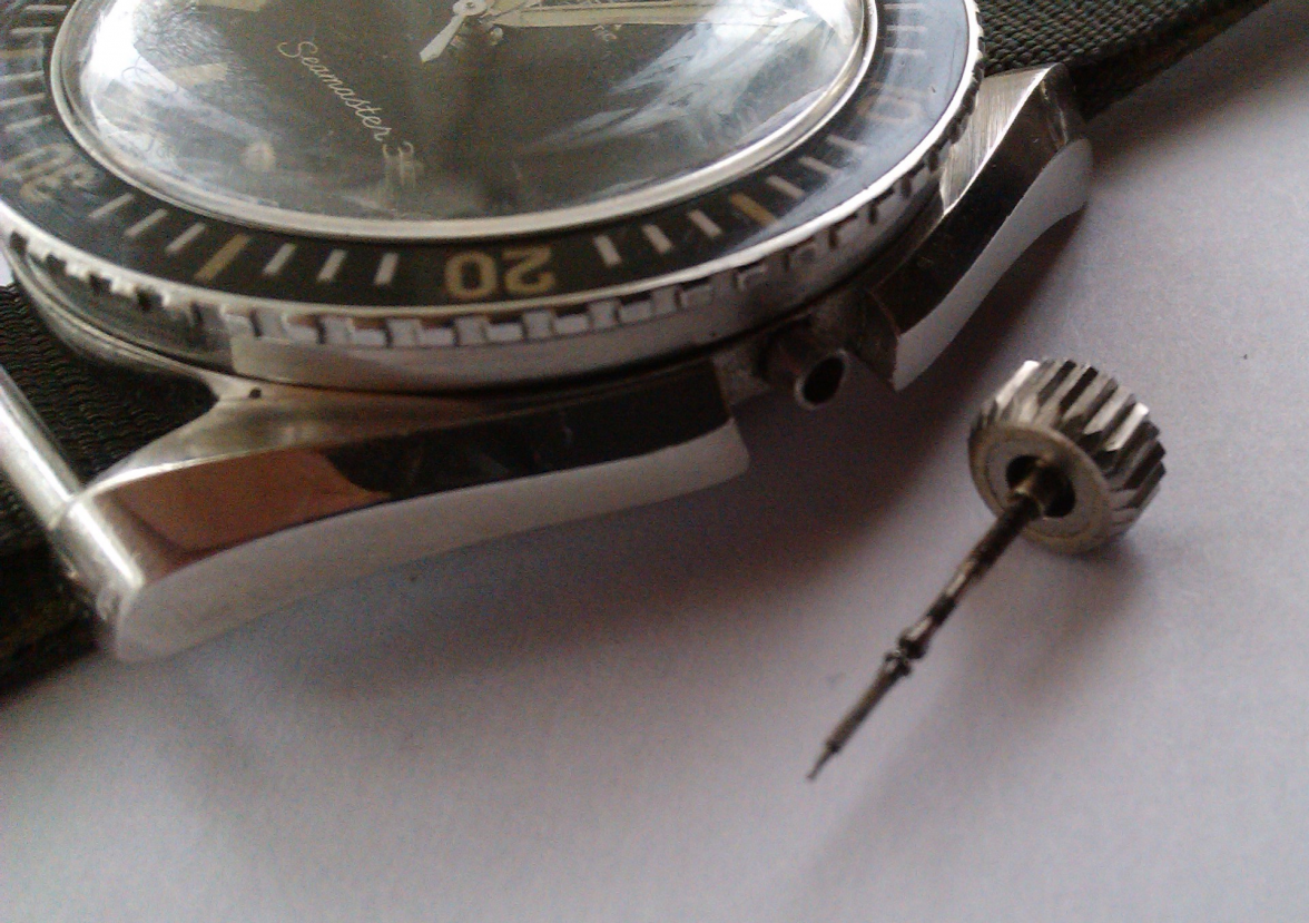 Omega 2025 speedmaster crown