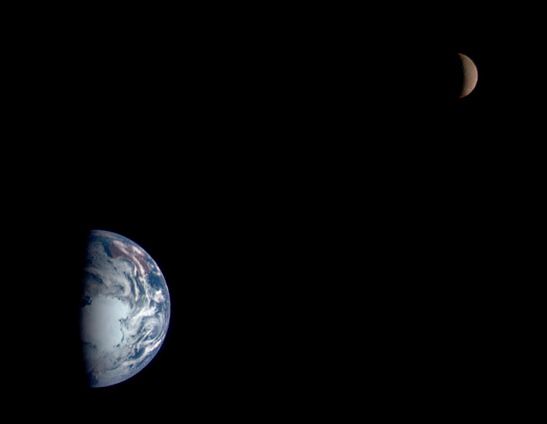 Earth and Moon NEAR 1998.jpg