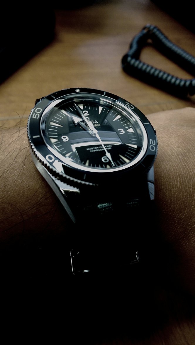 OMEGA_Seamaster_300_Master_Co-Axial_-_4[1].jpg