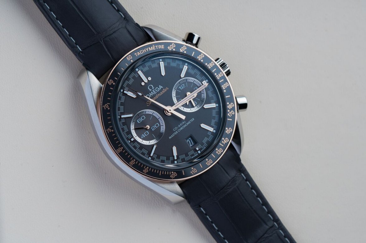 Omega-Speedmaster-Racing-Master-Chronometer-.jpg