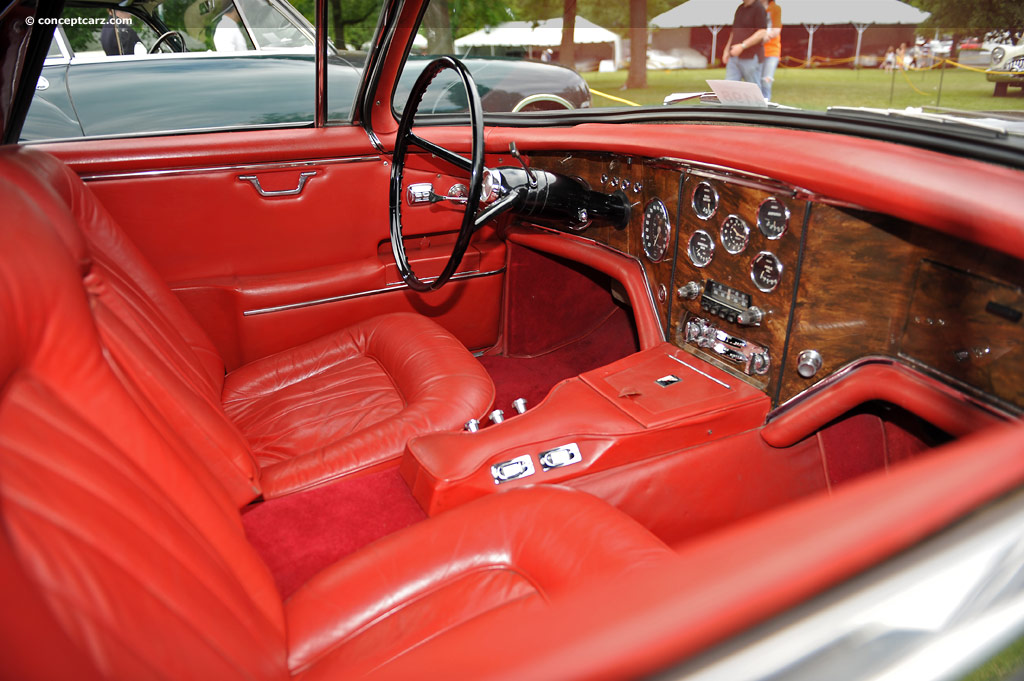 Facel Vega interior.jpg