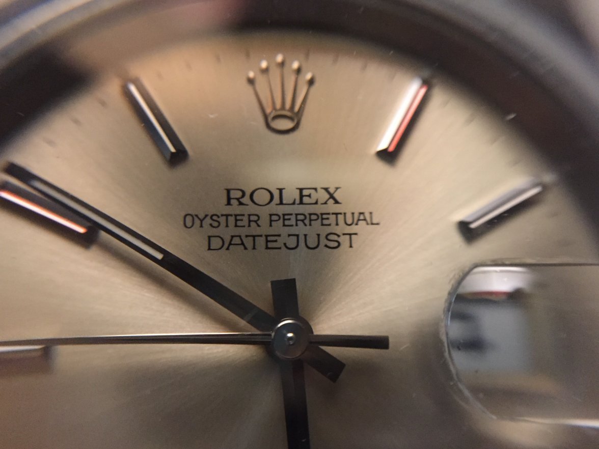 rolex oyster perpetual datejust serial number location