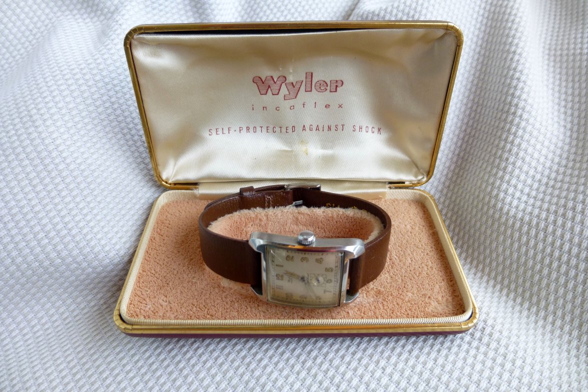 wyler clamshell (1).JPG