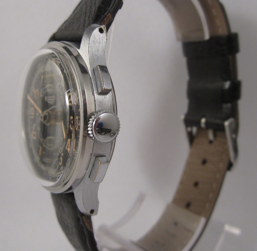 Heuer Observer, sida.jpg Heuer Observer, sida.jpg