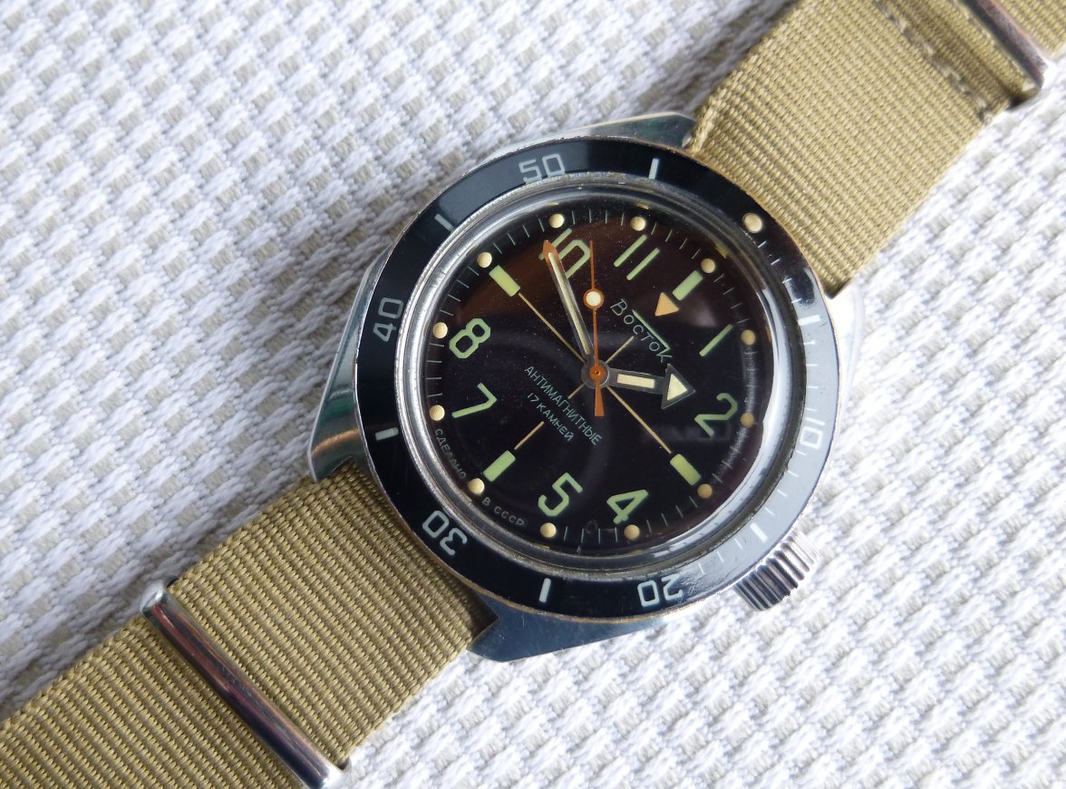 vostok amphibia (1).jpg