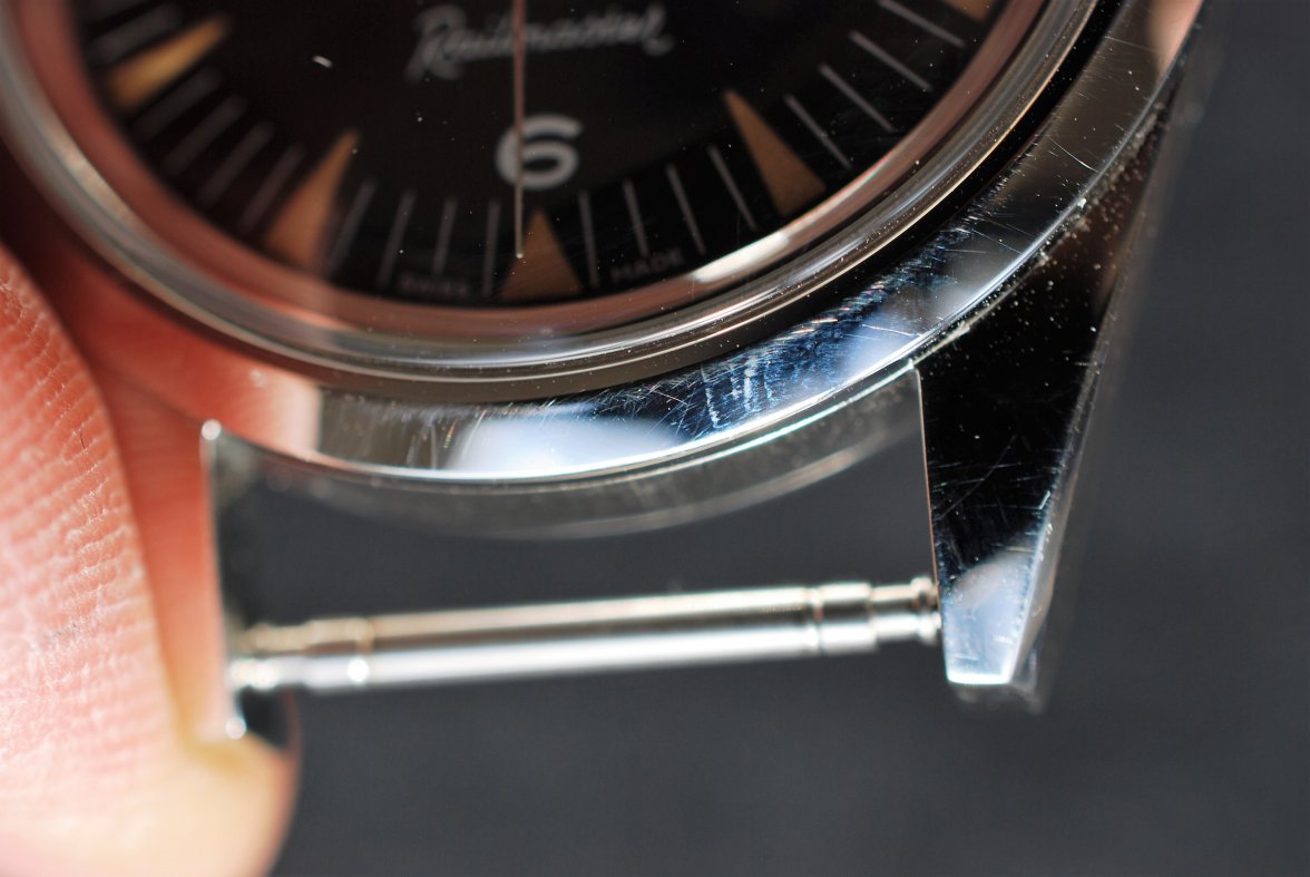 Photo 20 Railmaster Bezel Scratches at 6.jpg