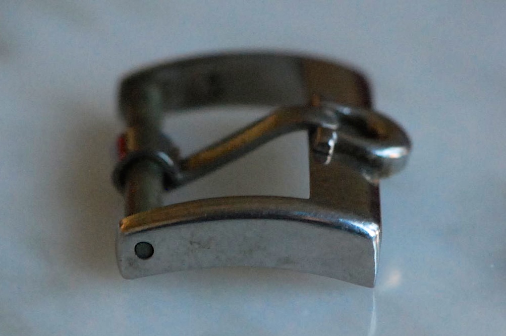 Omega Buckle 04.jpg