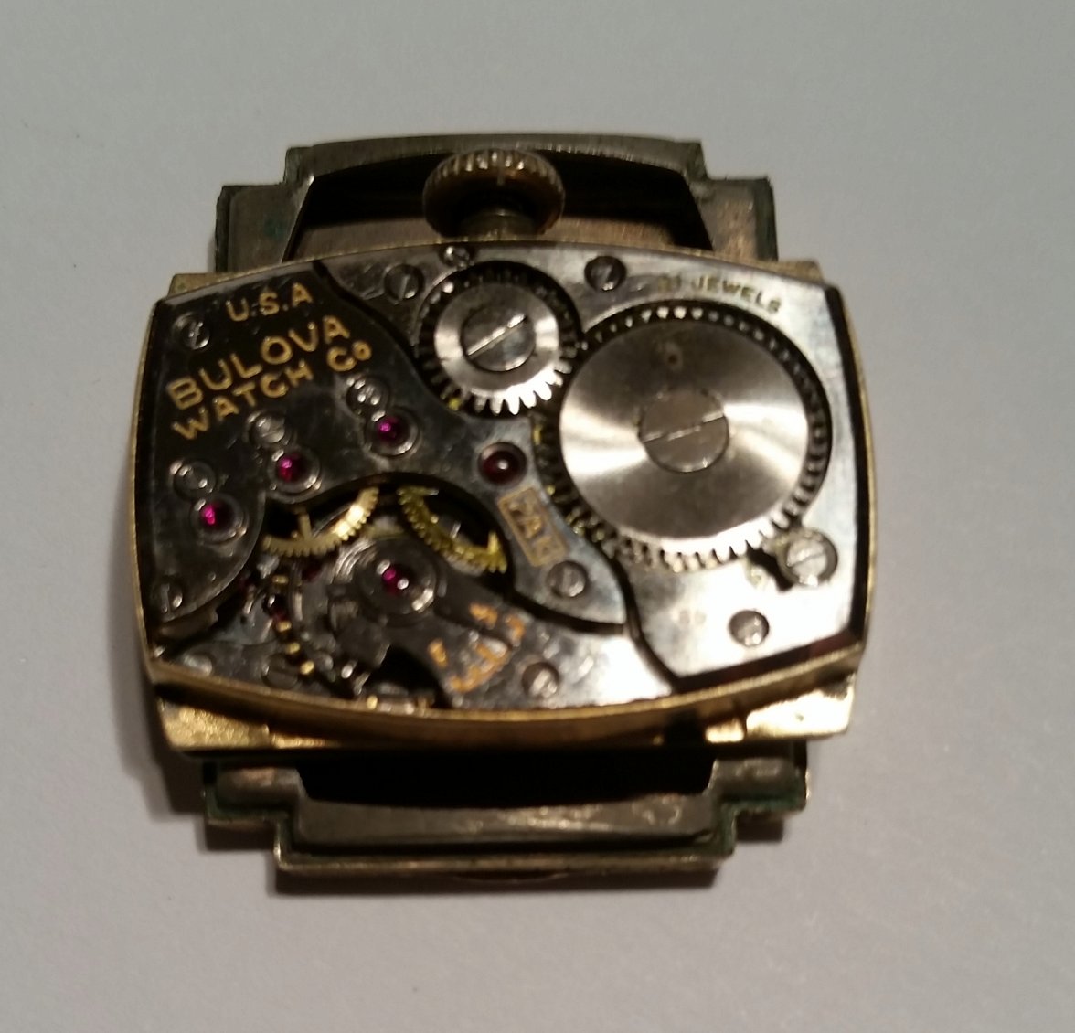 Bulova 4.jpg