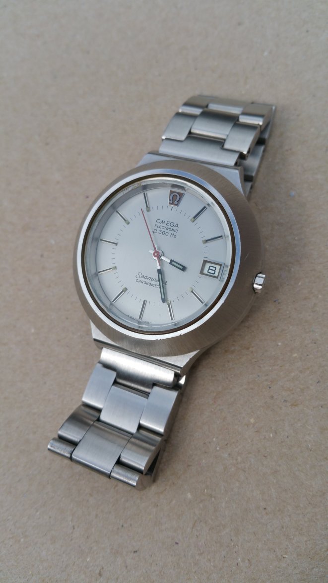 Omega f300.jpg