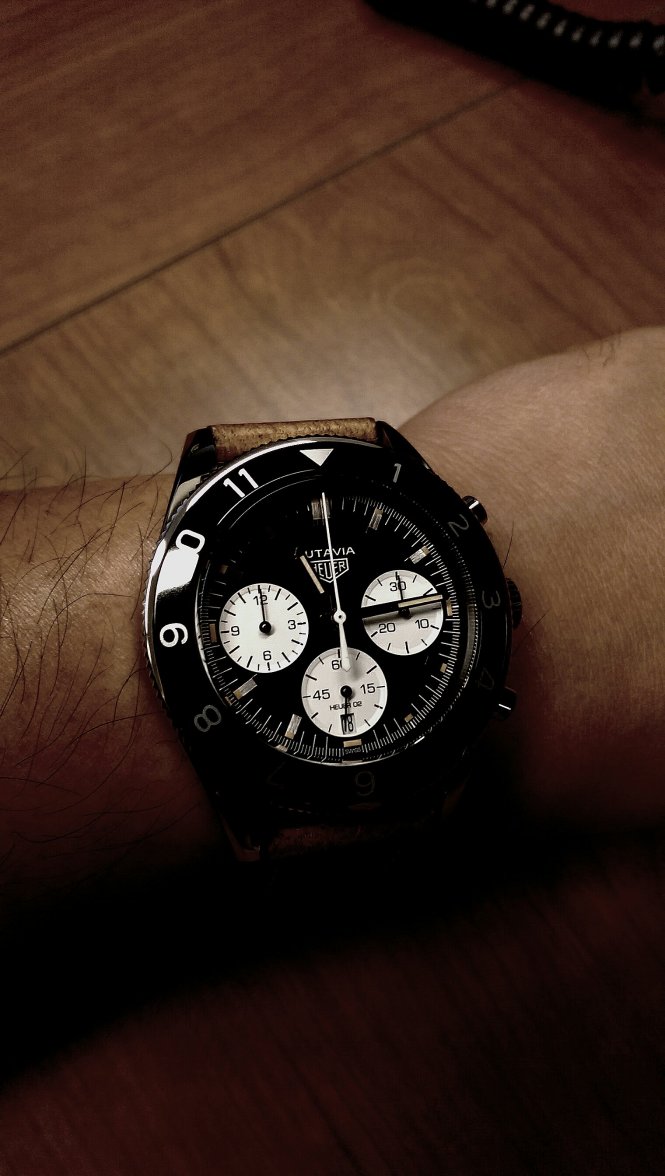 Heuer_Autavia_-_4[1].jpg