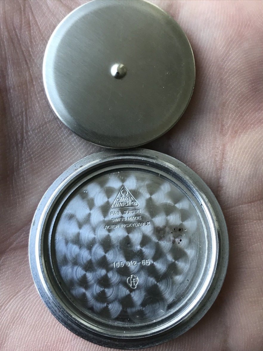 105.012-65 caseback.jpg 105.012-65 caseback.jpg