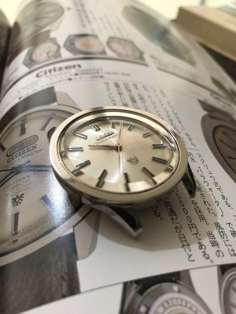 HOOS 3002-Y Citizen 2.jpg