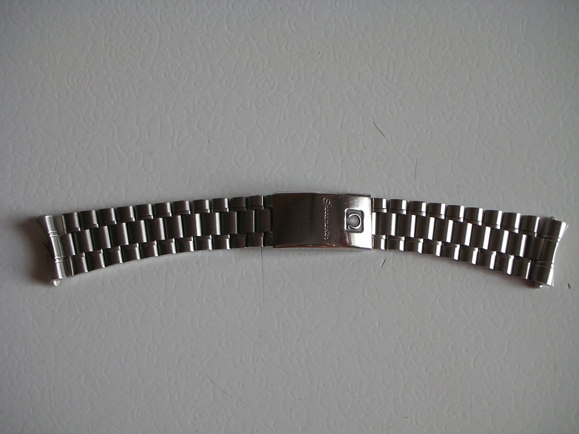 omega 1479 bracelet