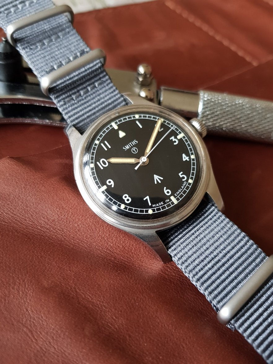 SOLD - SMITHS W10, 1970 | Omega Forums