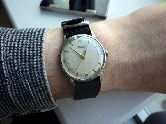 SOLD - [Reduced] Vintage Tissot 1958 manual winding watch, signed dial ...
