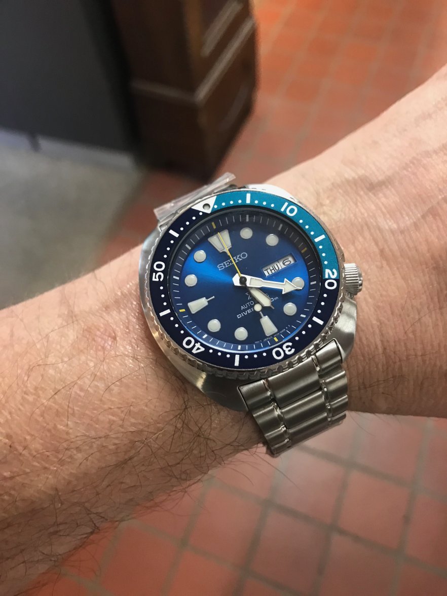 Seiko Blue Lagoon.jpg