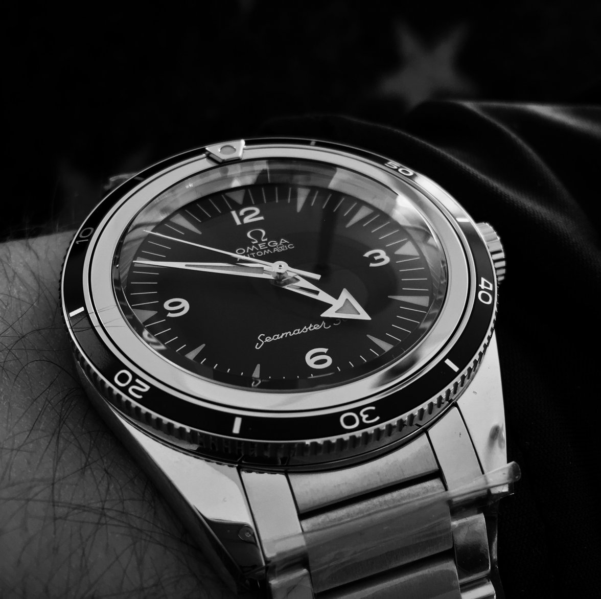 seamaster 300 bw.jpg