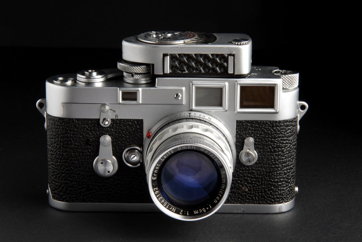 Leica3a_edited-1.jpg