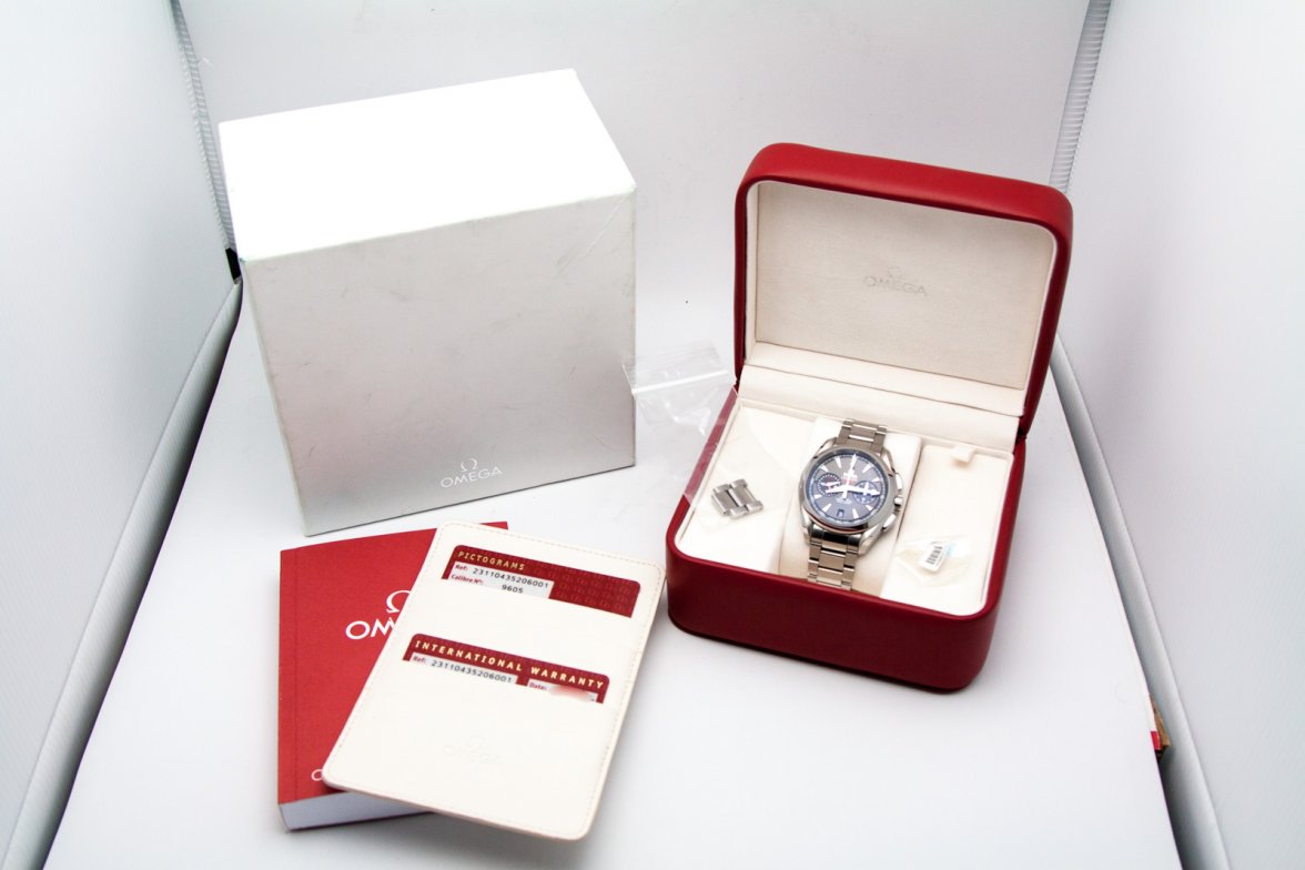 Omega Aqua Terra Chrono 17095-1.jpg