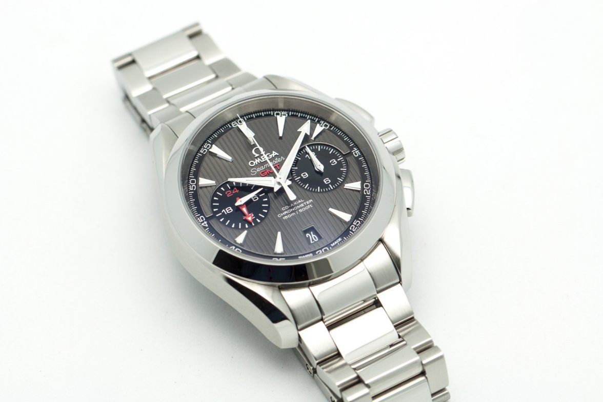 Omega Aqua Terra Chrono 17095-9.jpg