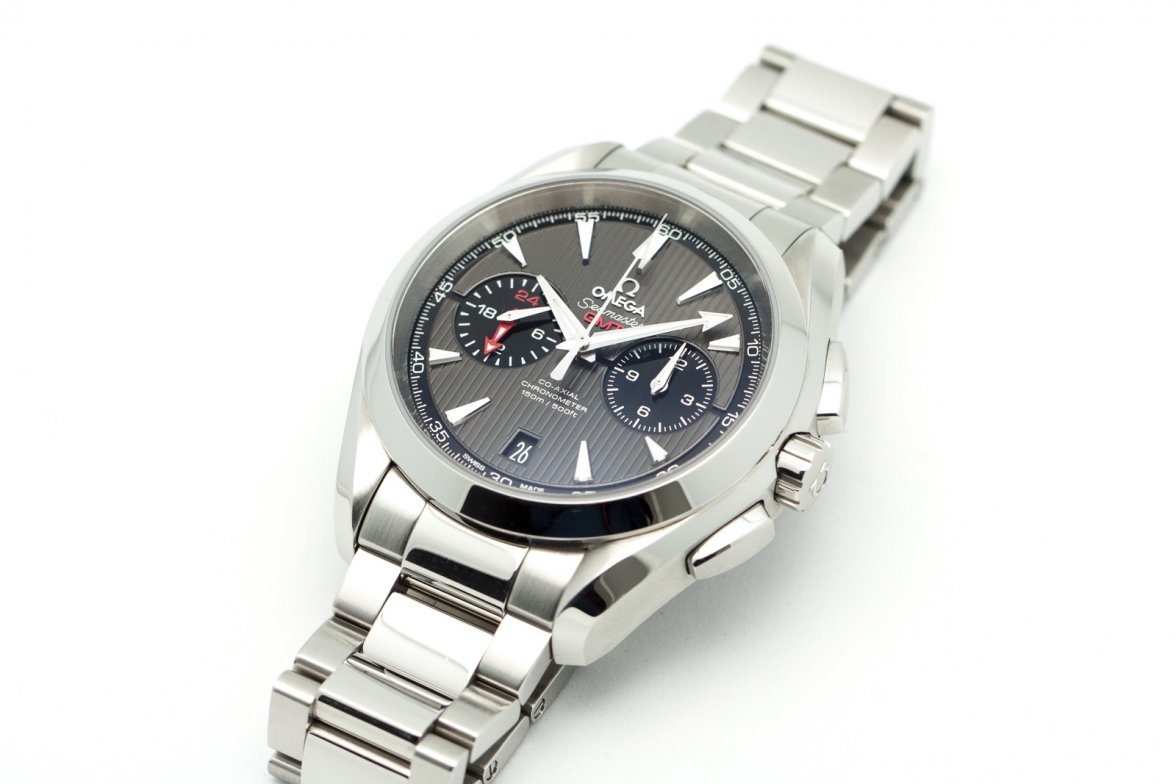 Omega Aqua Terra Chrono 17095-10.jpg