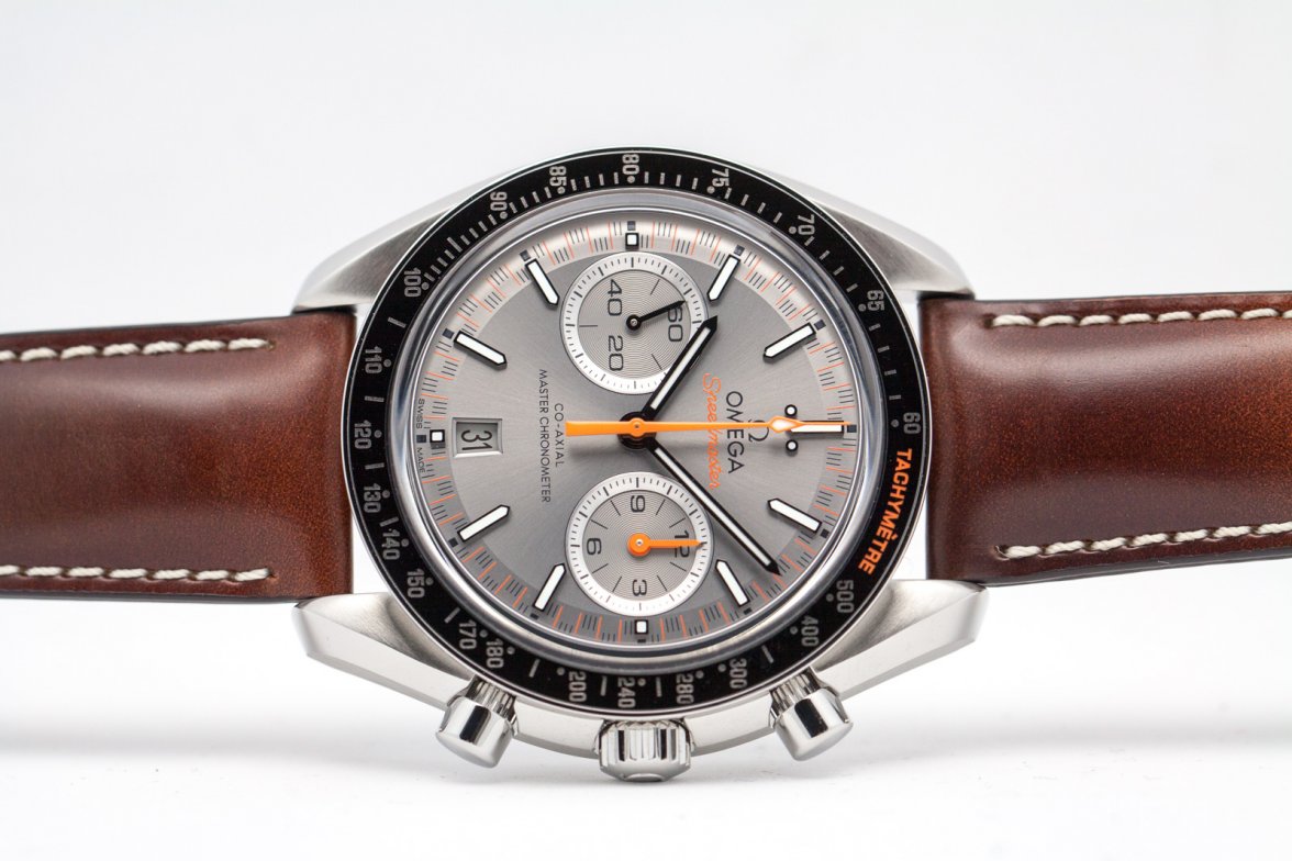Omega Speedmaster Coaxial Racing 17087-22.jpg