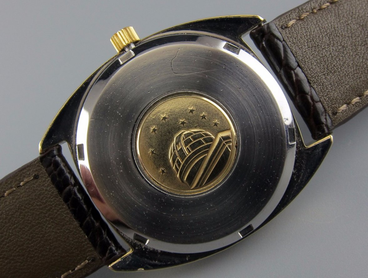 omega constellation_crop_2.jpg