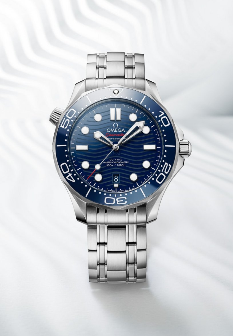 Presskit_Seamaster_Diver_300_head_on.jpg