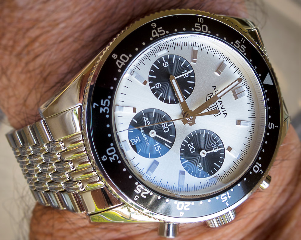 Montre du jour 26 IMG_2692 Smart Photo Web Blur Lower.jpg