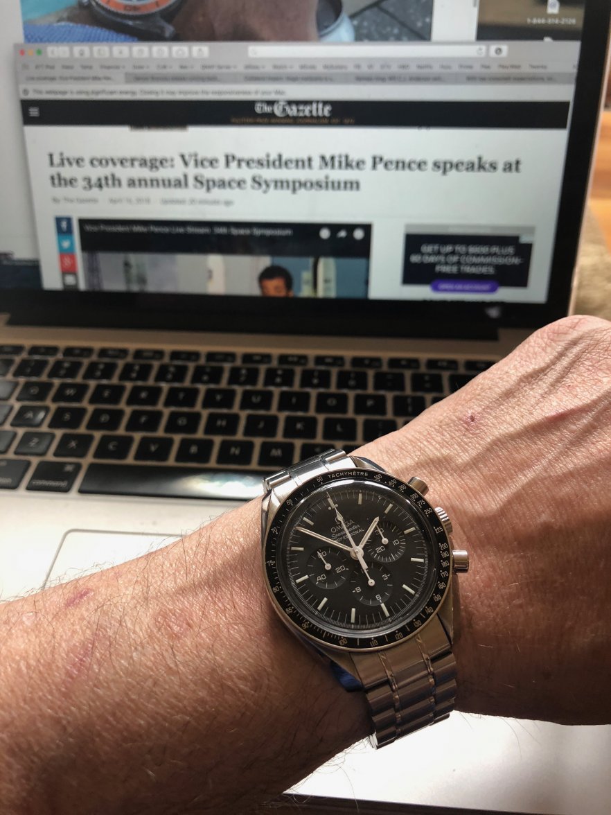 Omega Speedmaster Pro IMG_2470.jpg