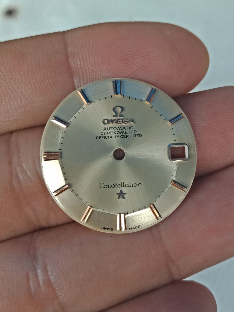 Omega 564 pie pan dial. Need advice on originality. | Omega Forums