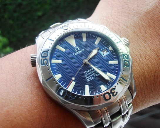 45 SM Electric Blue Ti WURW LR.jpg