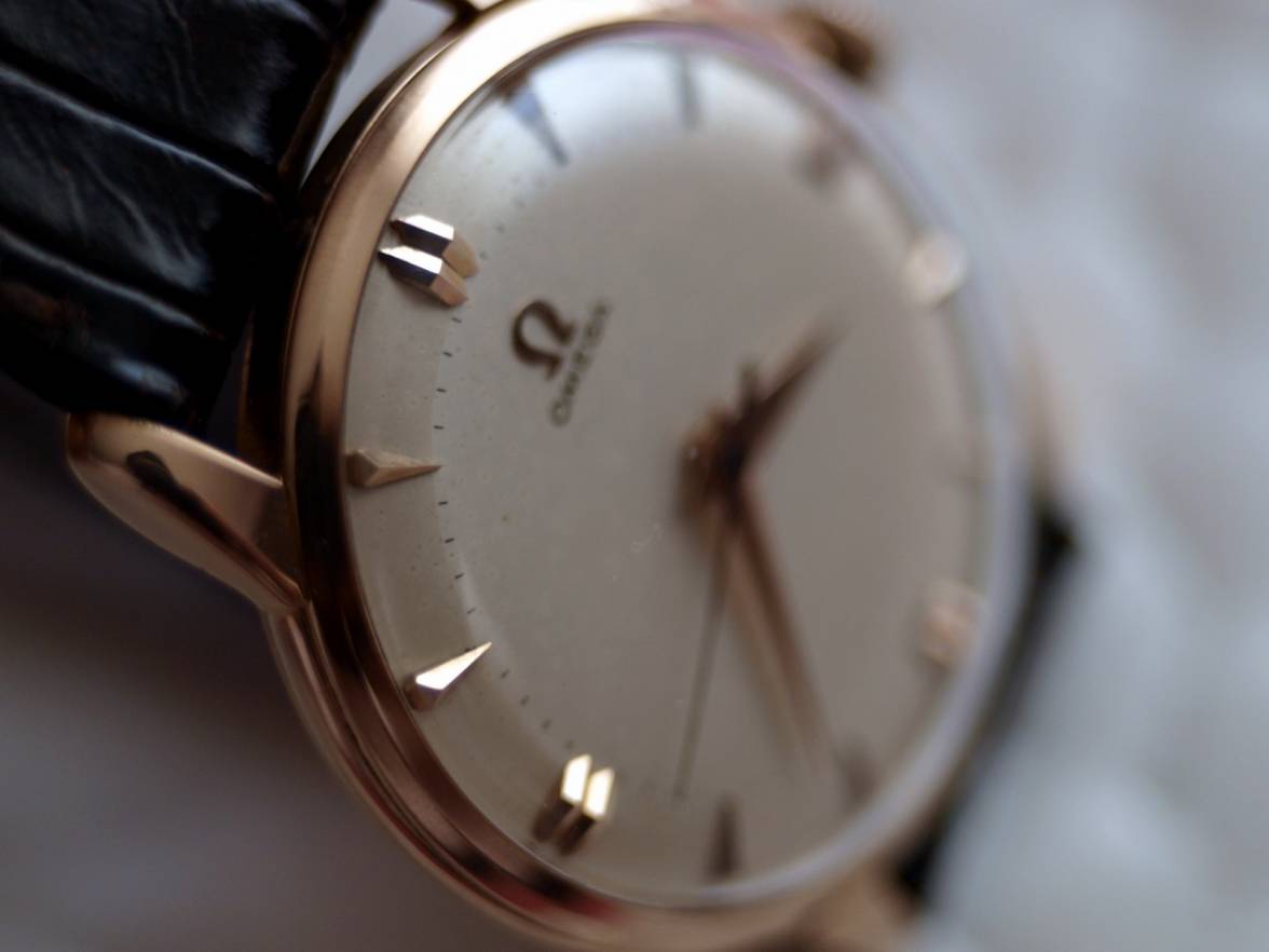 Omega Tresor 1959 18K f.jpg