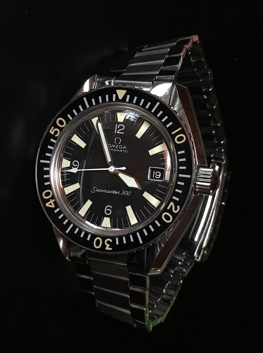 69 Omega Seamaster 300. HF Case 1039 Band.jpg