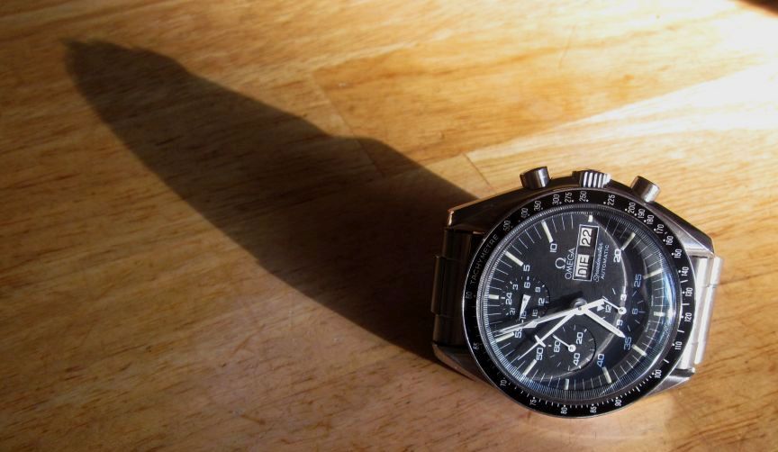 HG table Tue 22 a.jpg