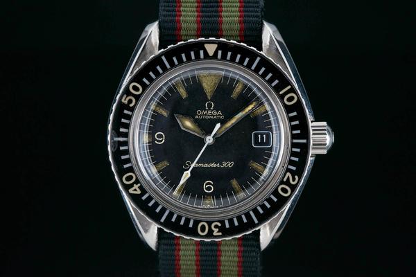 Omega_Seamaster_300_Big_Triangle_AS01384_A_grande.jpg