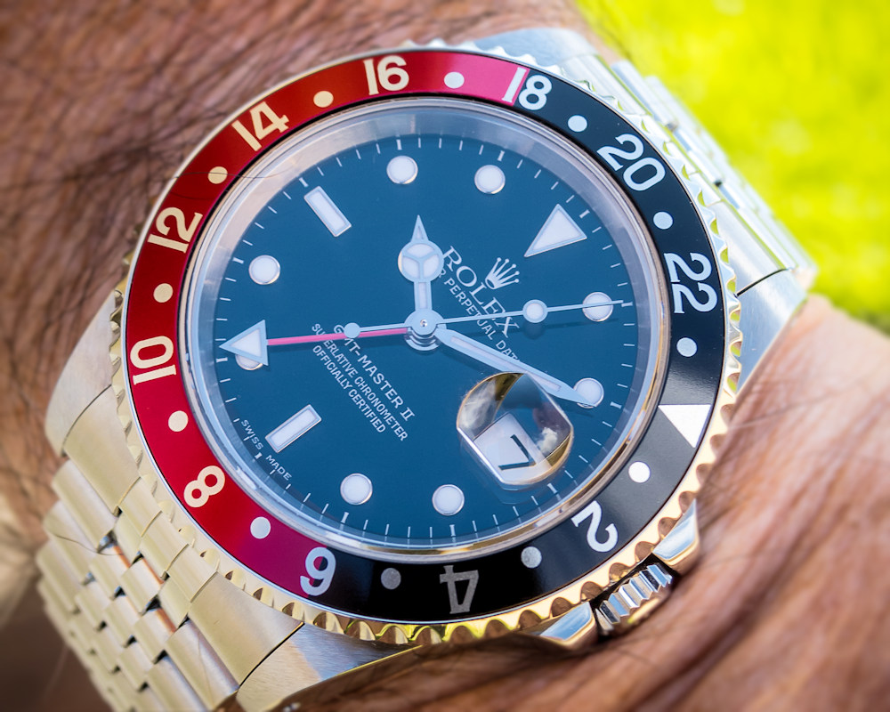 Montre du jour 7 IMG_3078 Luminar Erase Smart Photo Blur Web Lower.jpg