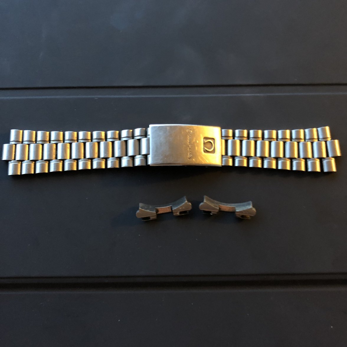 omega 1479 bracelet